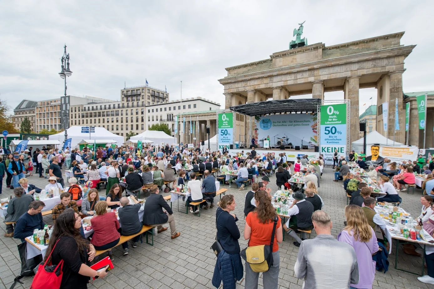 Politisches Frühstück am Brandenburger Tor