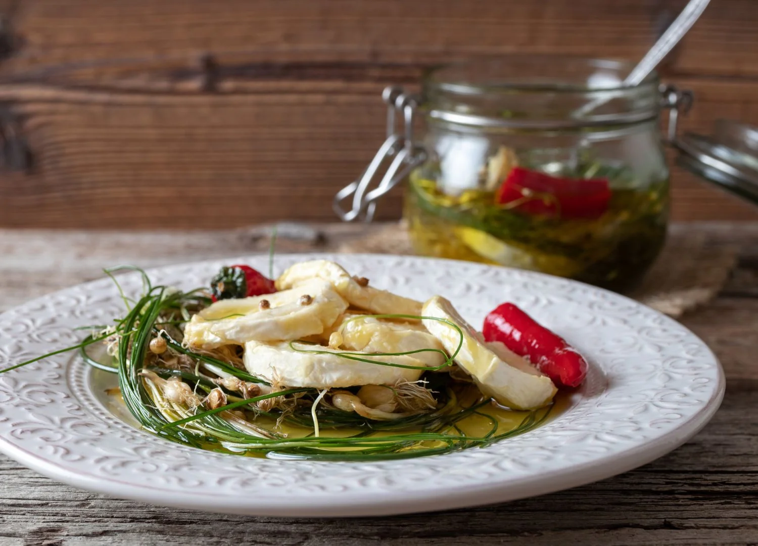 Eingelegter gegrillter Ziegenkäse mit BIO PLANETE Olivenöl fruchtig