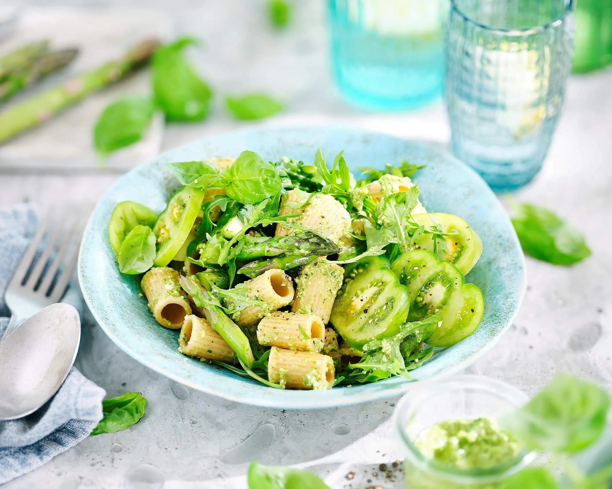Spargelpasta mit grünem Spargelpesto und BIO PLANETE Rapsöl nativ