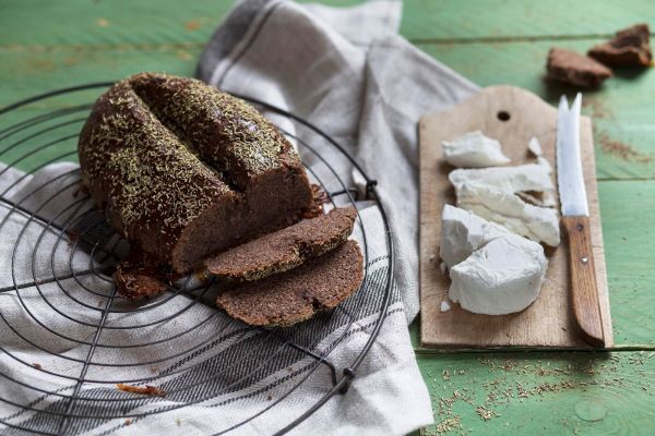 Mini-Leinmehlbrot mit Honig-Rosmarinkruste