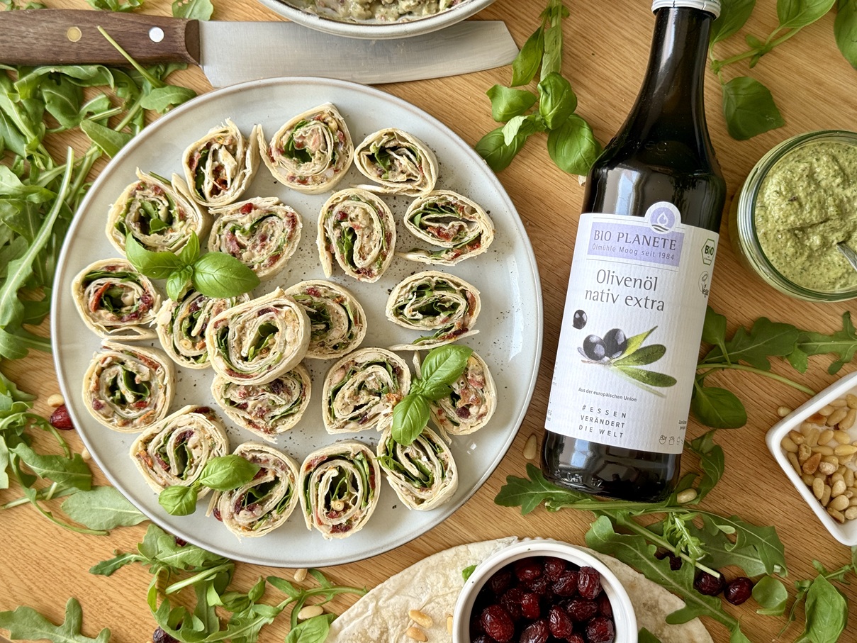 Pinwheel Wraps mit Bohnenmus