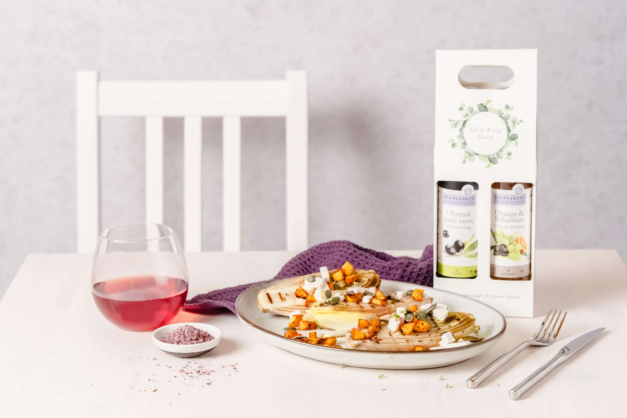 Gebratener Chicoree mit BIO PLANETE Olivenöl mittelfruchtig und Orange-Balsamico Essig