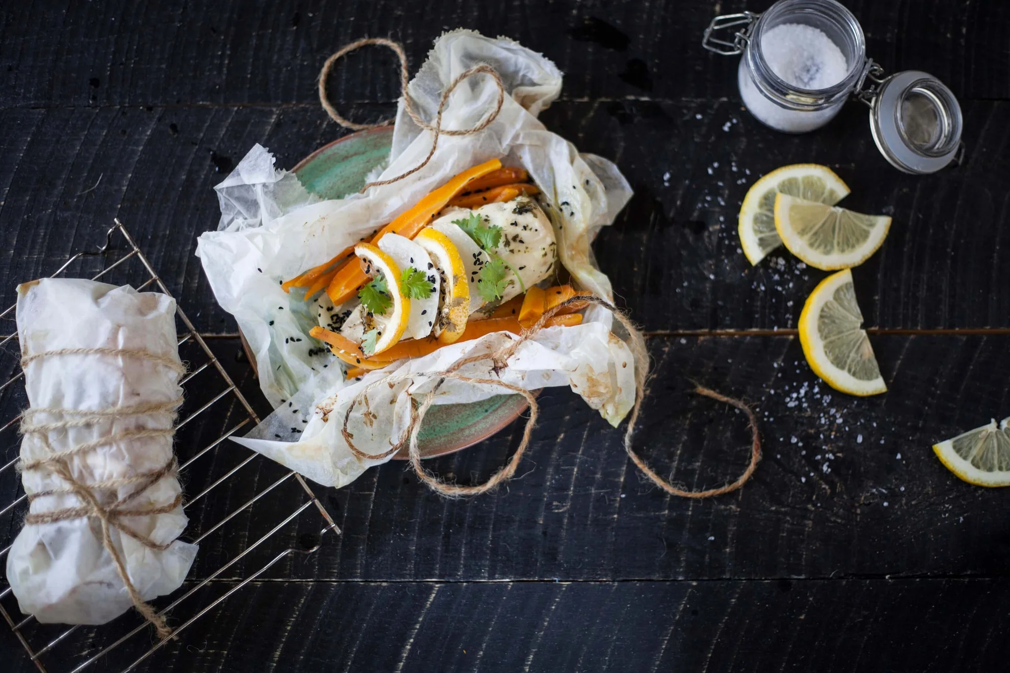 Hähnchenbrust mit marokkanische Salzzitronen und BIO PLANETE Schwarzkümmelöl