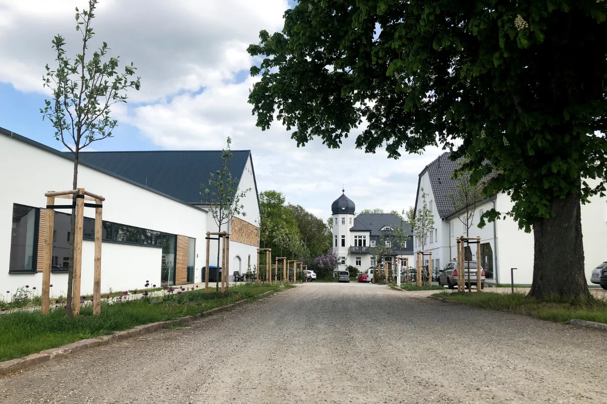 Klappendorf Hofladen Einfahrt